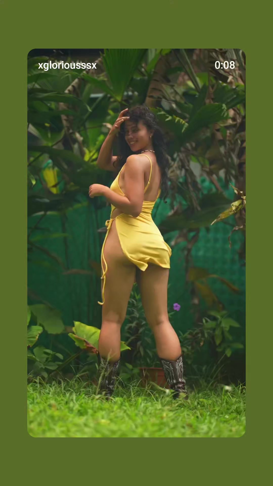 @LaPenguin