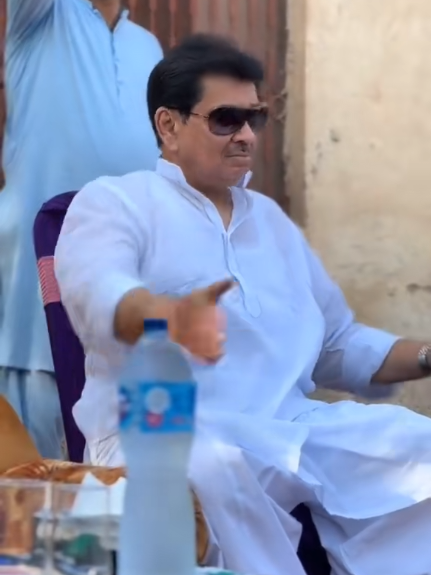 @مخدوم سید فیصل صالح حیات