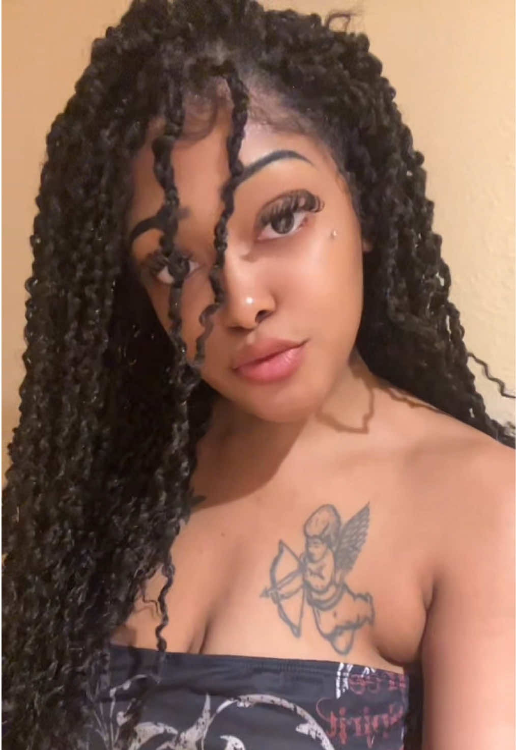 @shayla