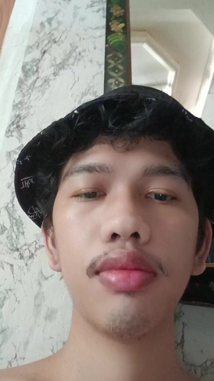 @Kuya_Denn