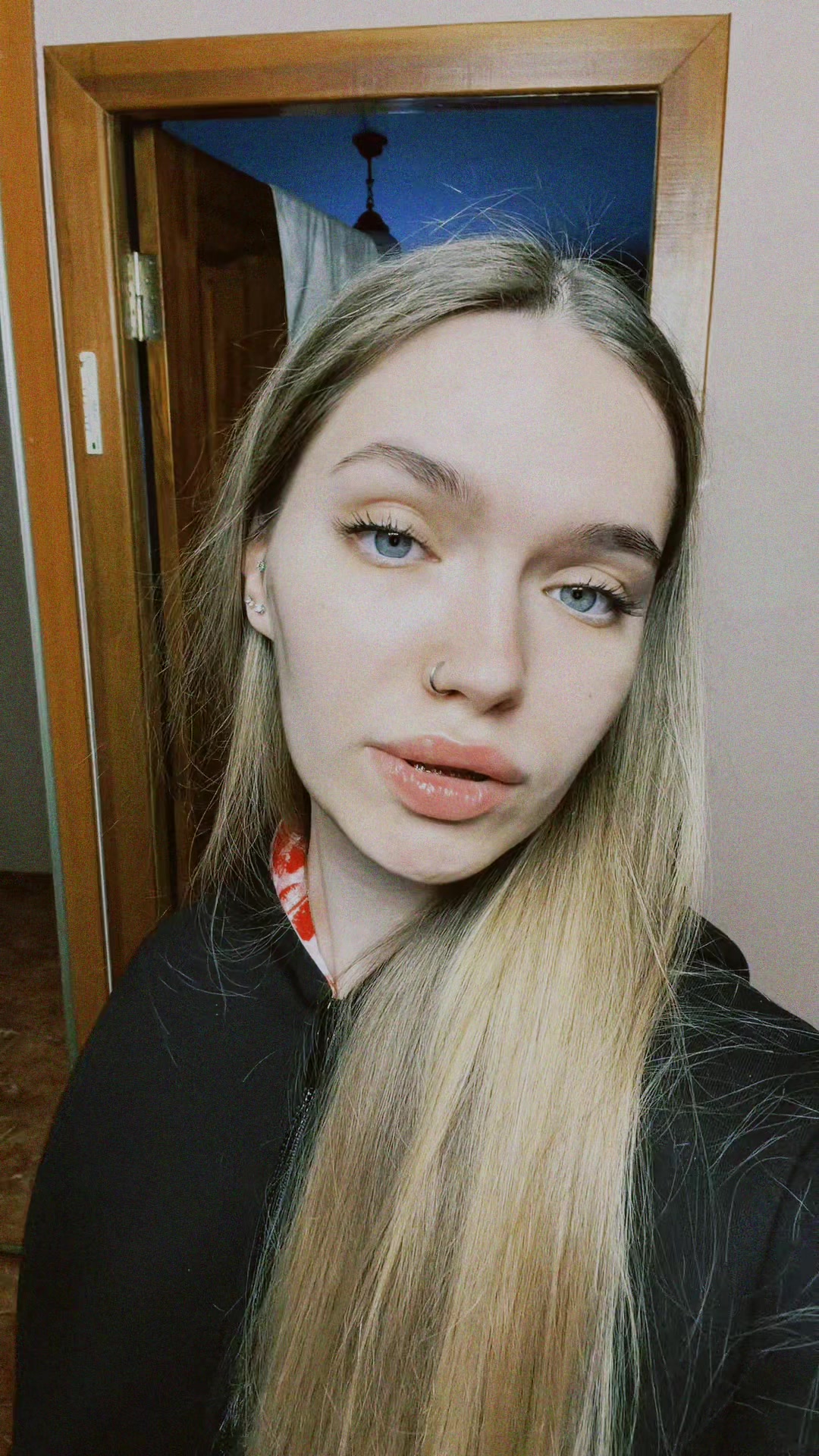 @аминка 🩷