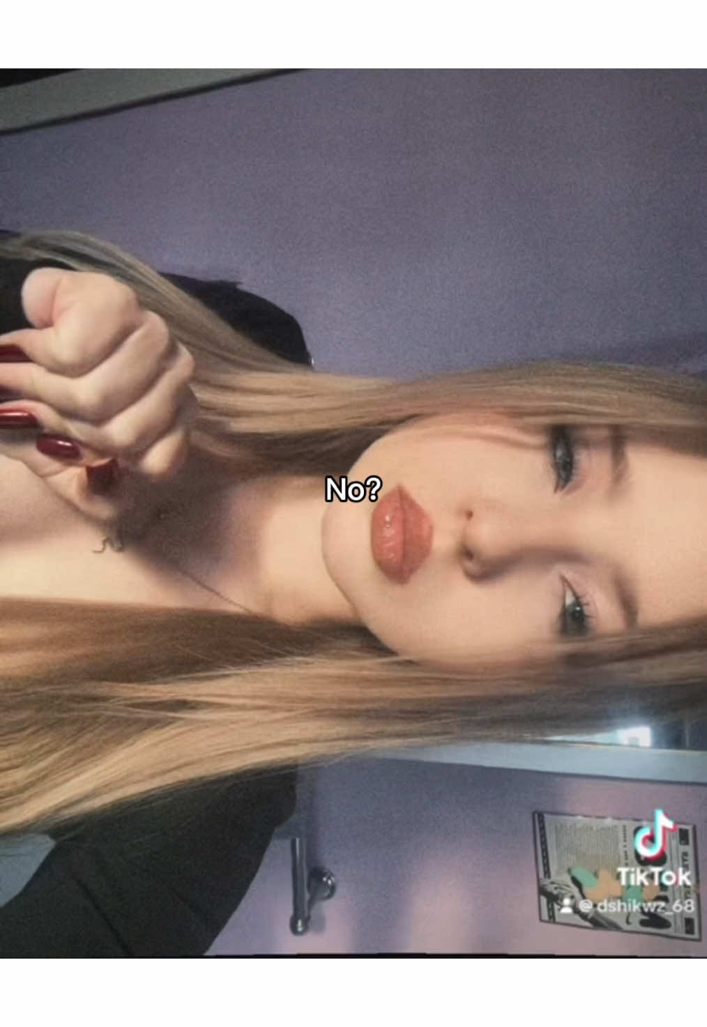 @_ 🎀ᗪᗩᖇIᗩ🎀__________E