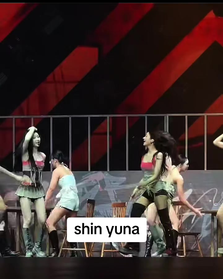 @ITZY - LATINO
