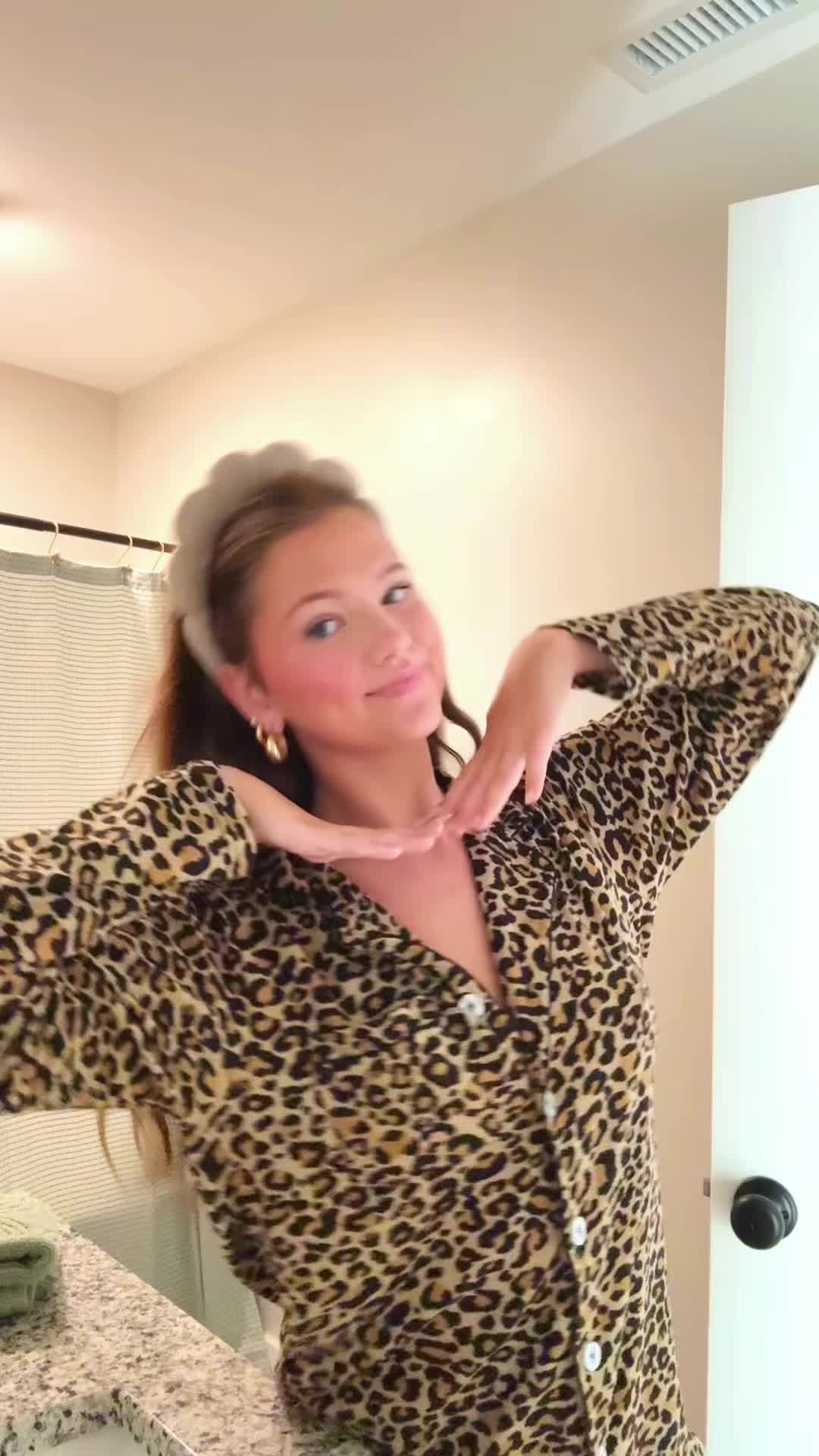 @mia abella