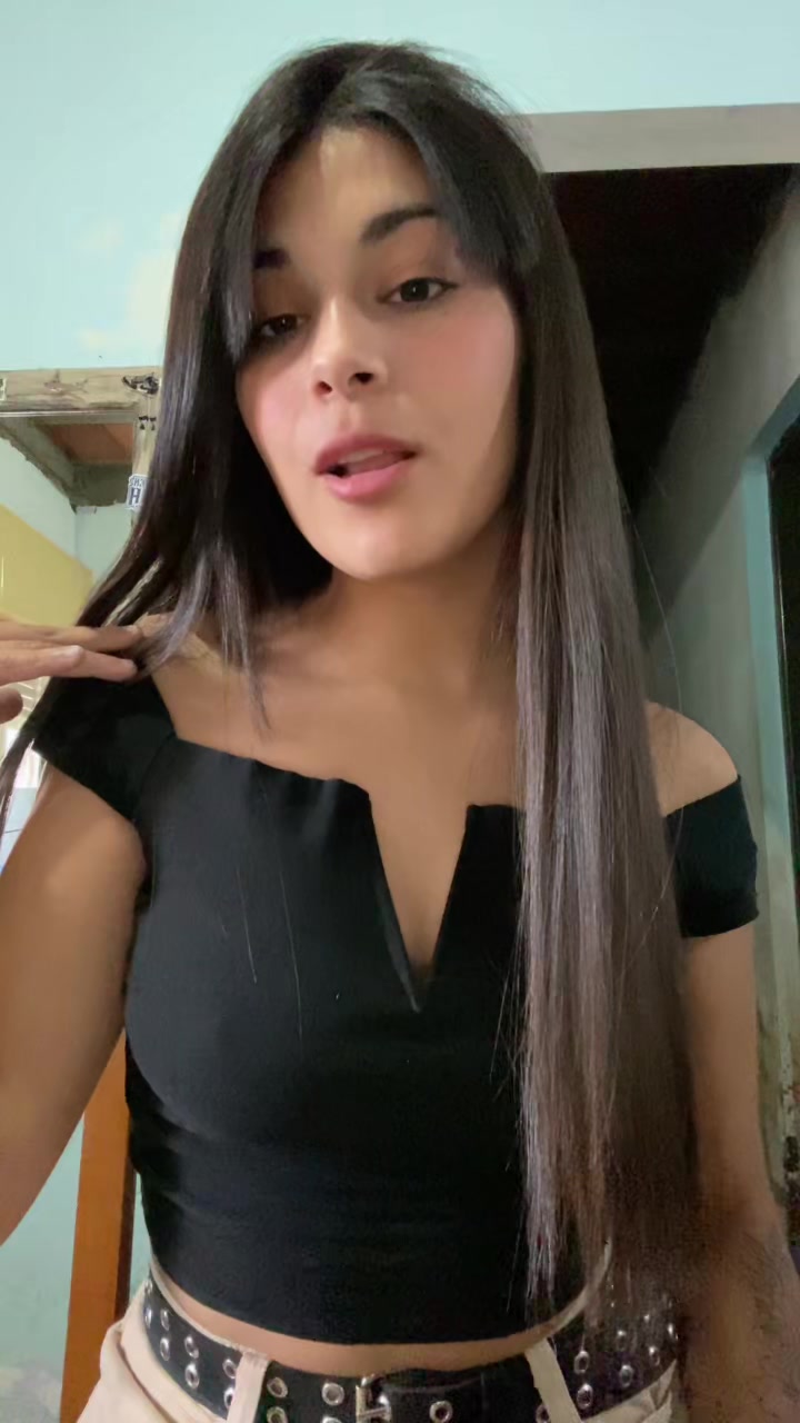 @𝑳𝒖𝒄𝒊𝒂 𝑴𝒂𝒄𝒂𝒓𝒆𝒏𝒂😘