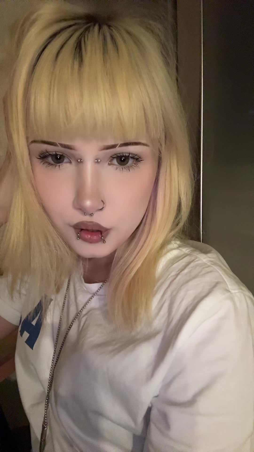 @trwovaa