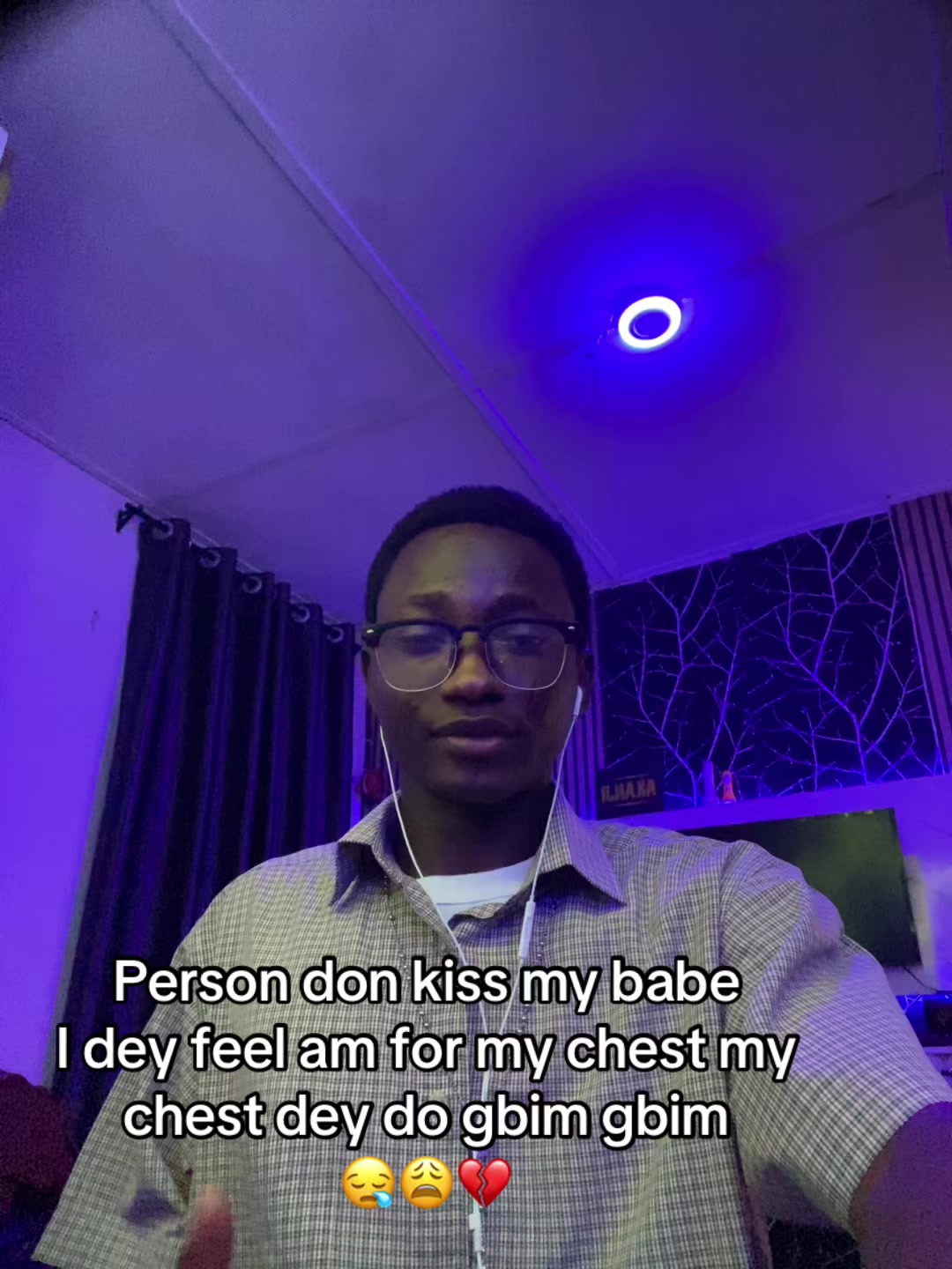 @HASSAN💫🖤