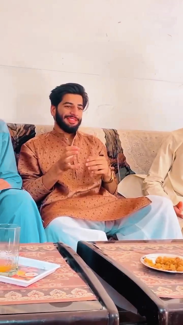 @عبدالمعز حیات اعوان ٹمن 🦢🤍