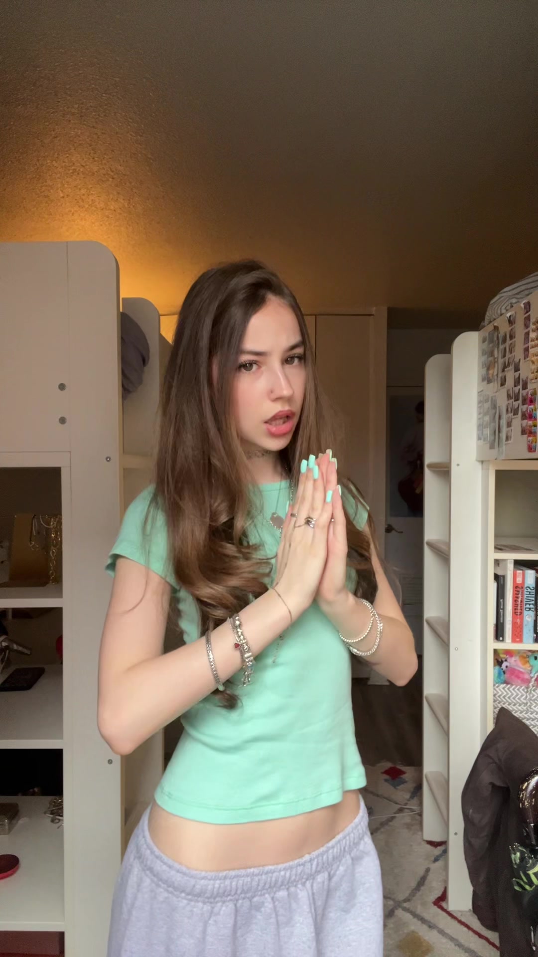 @ru
