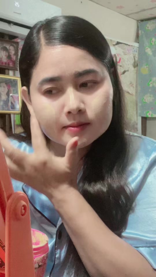 @🦋ပန်းနု🩵