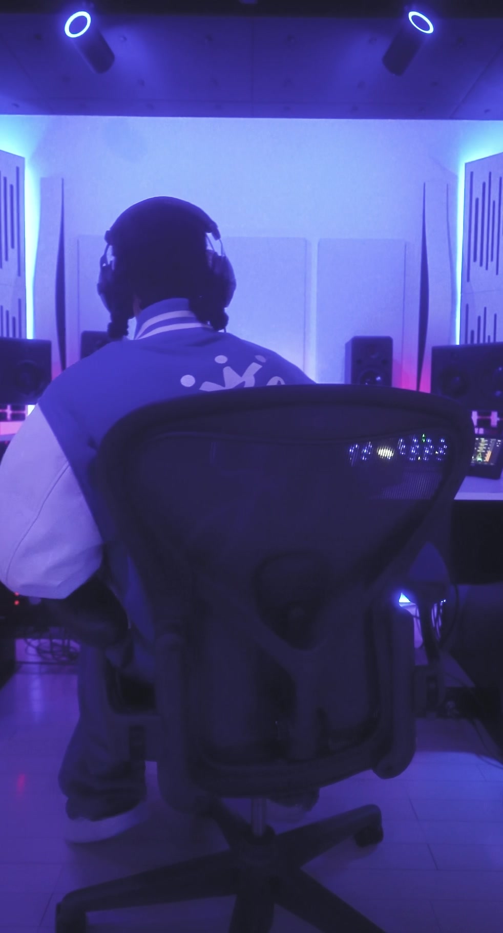 @Kaneee official