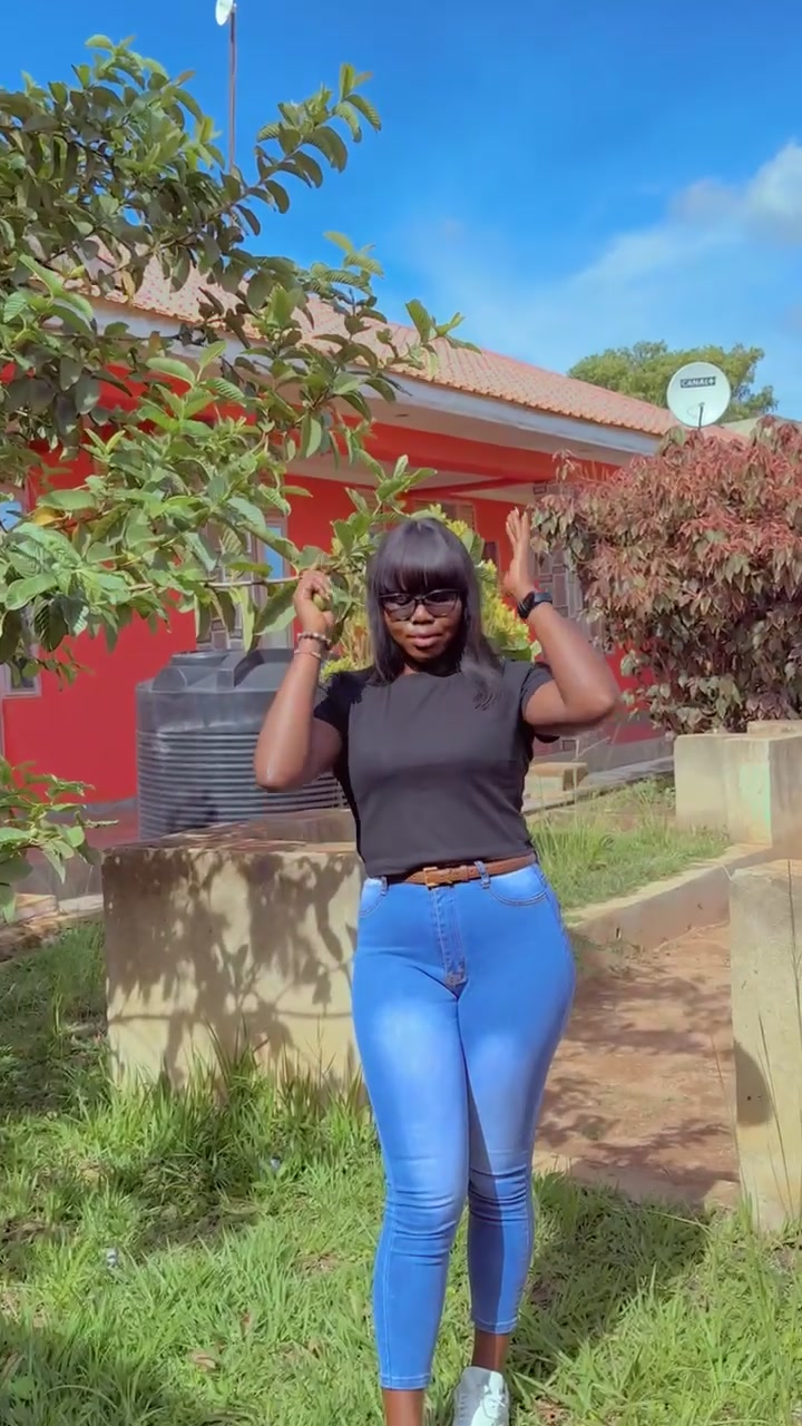 @Juliana Bahati Bonhe