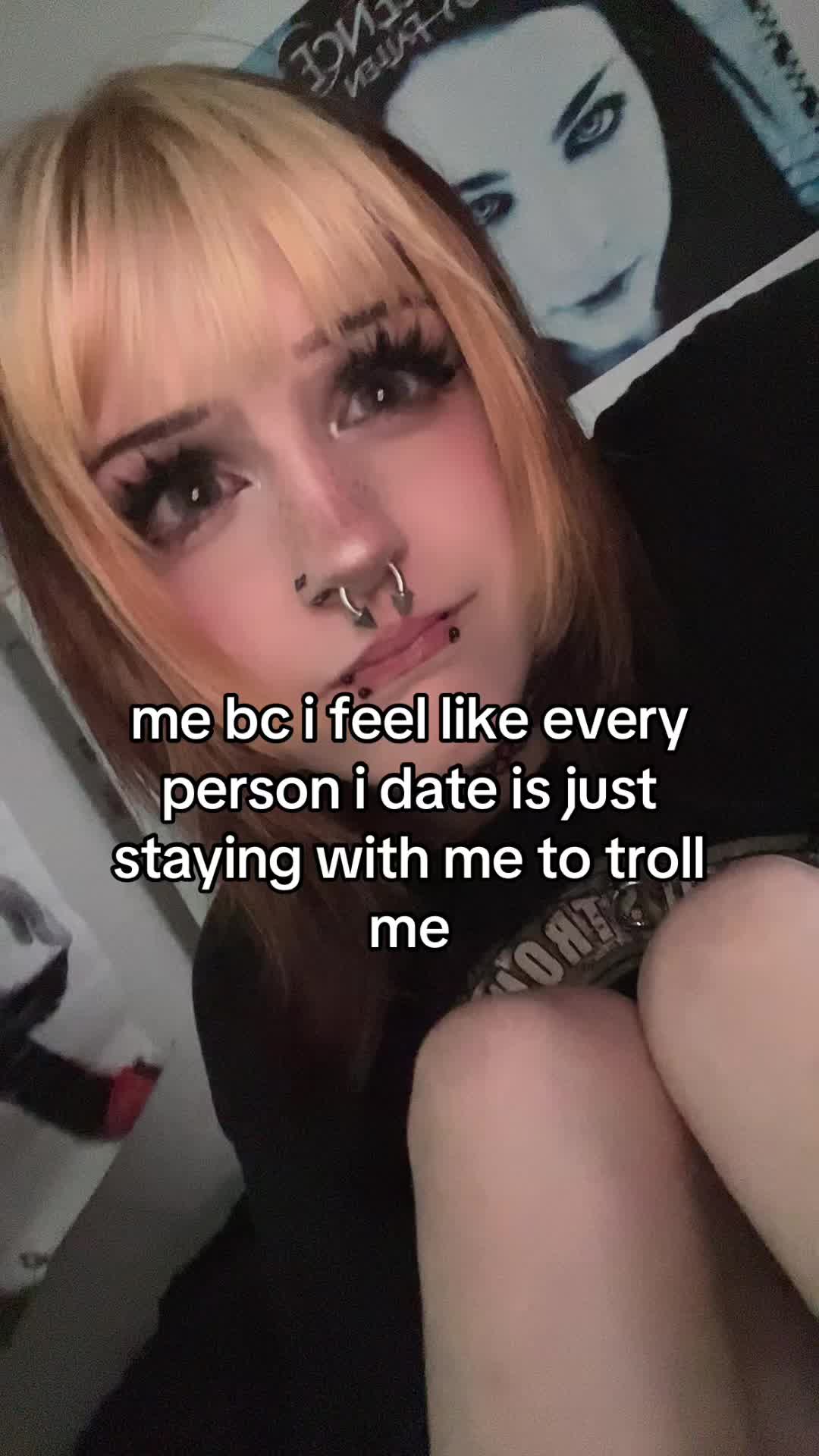 @sav (҂&deg;ロ&deg;)