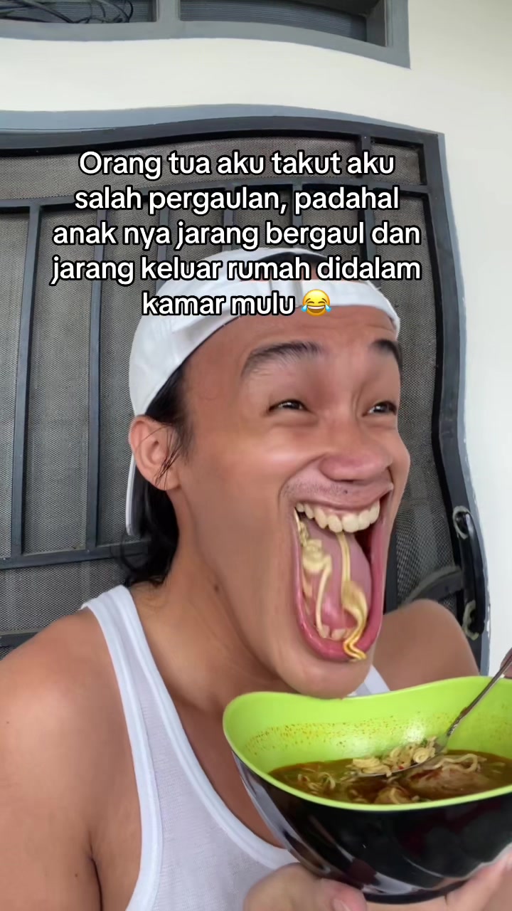@YAYAT