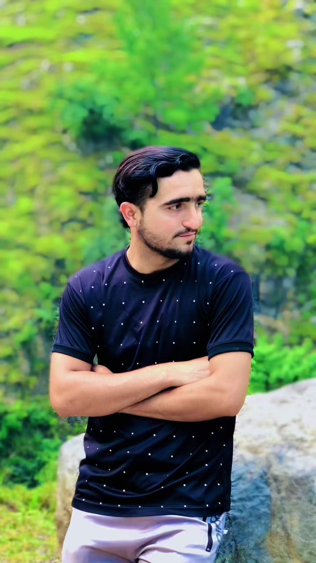 @Mr_ Zeeshan077