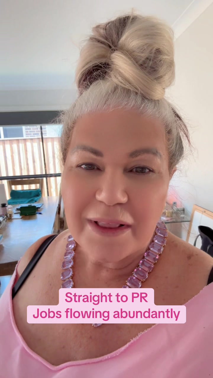@Rosie Consult 🇦🇺🇬🇭🇨🇦🇵🇬