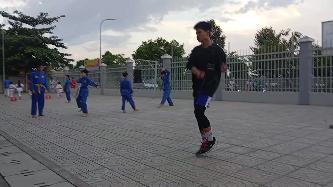 @VÕ ĐƯỜNG BẰNG LONG PHI