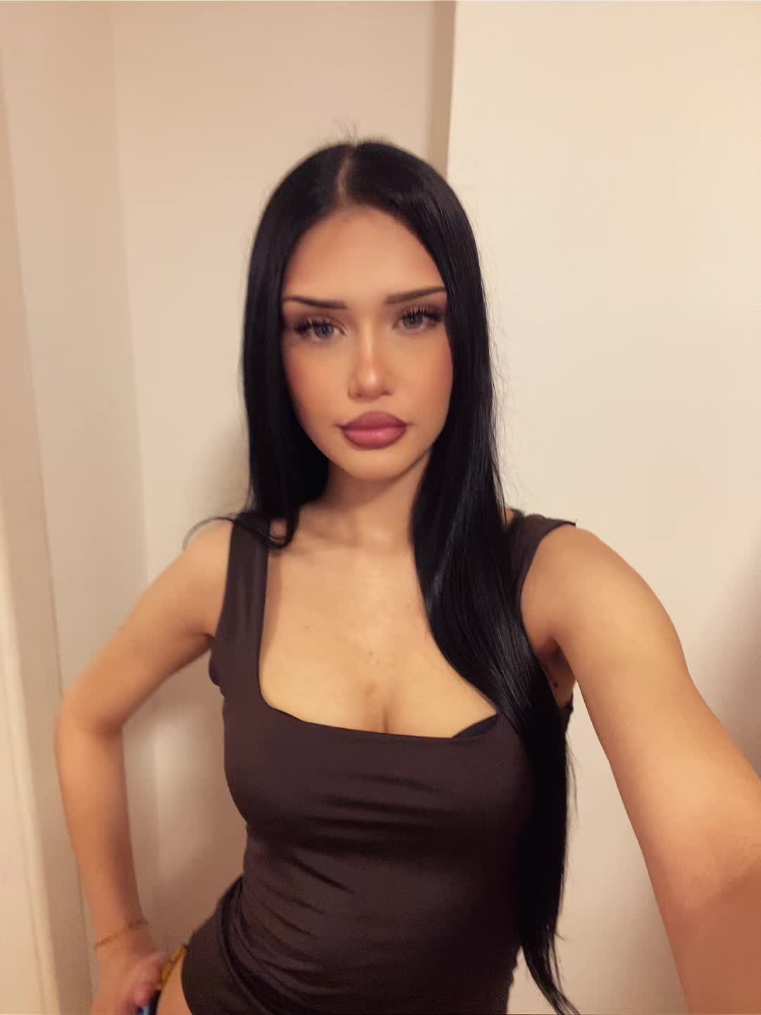 @️