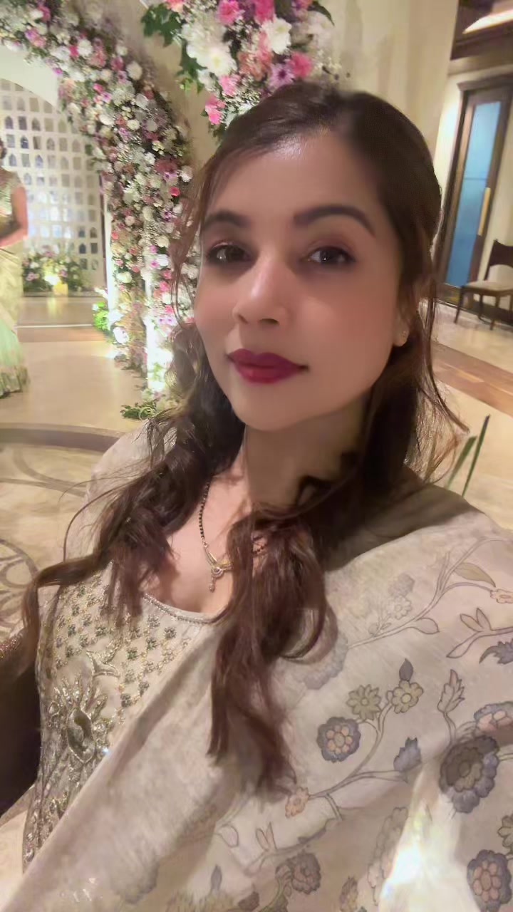 @Binita sharma🥰