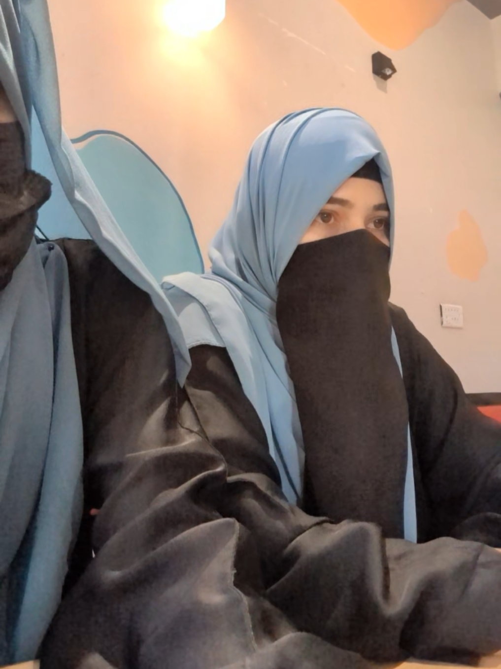 @Alexa👩🏻✈️🚓