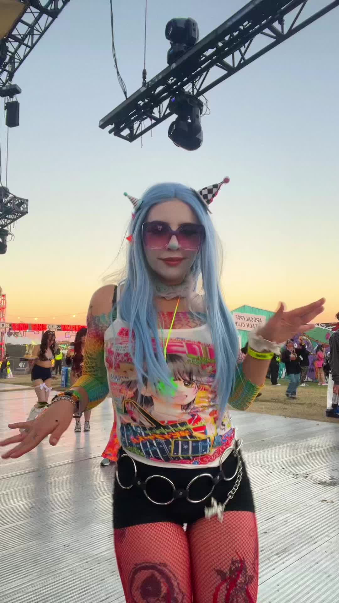 @clowndabs