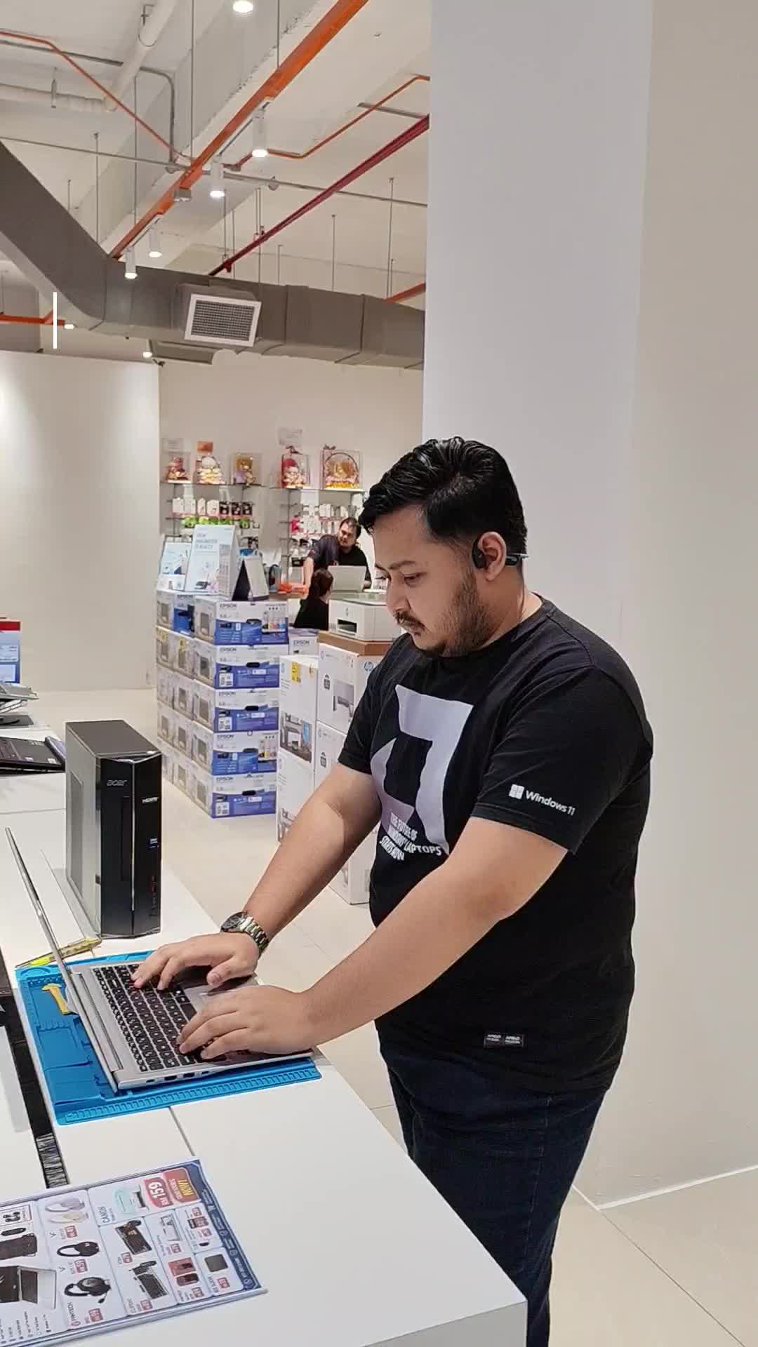 @E Cube Larkin Junction