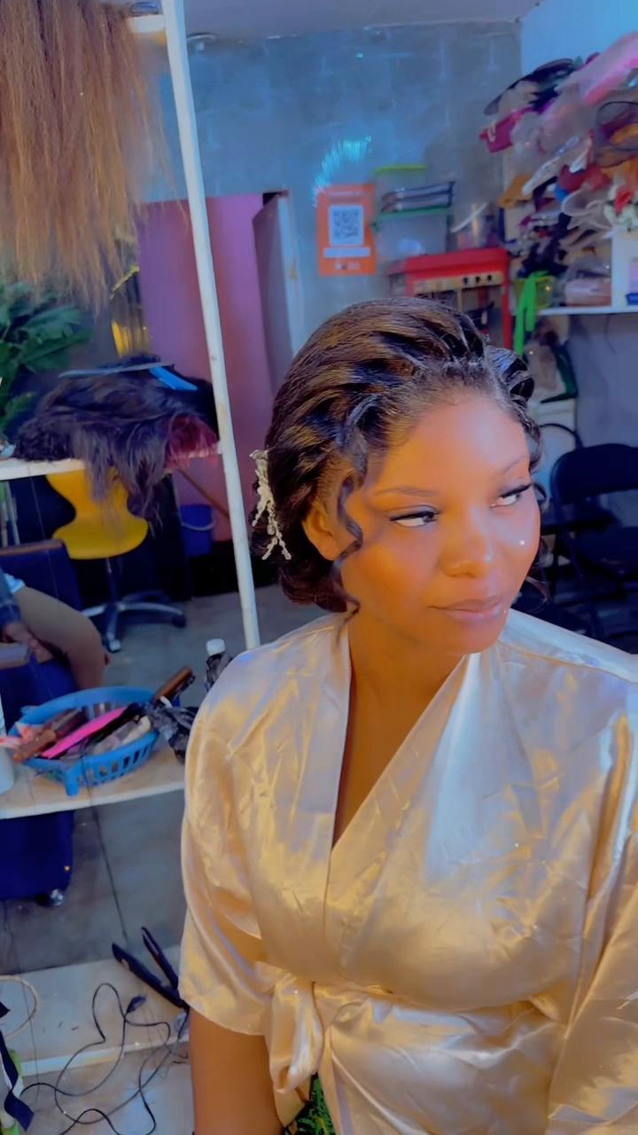 @Milaine Mujinga coiffure
