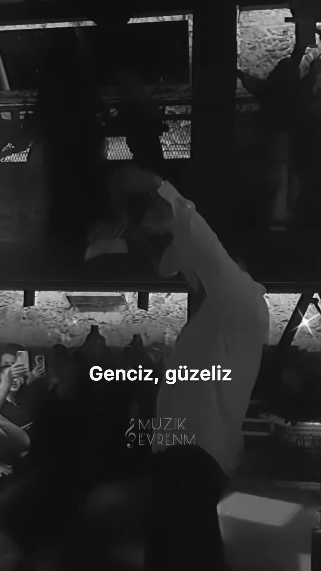 @M&uuml;zik Evrenim