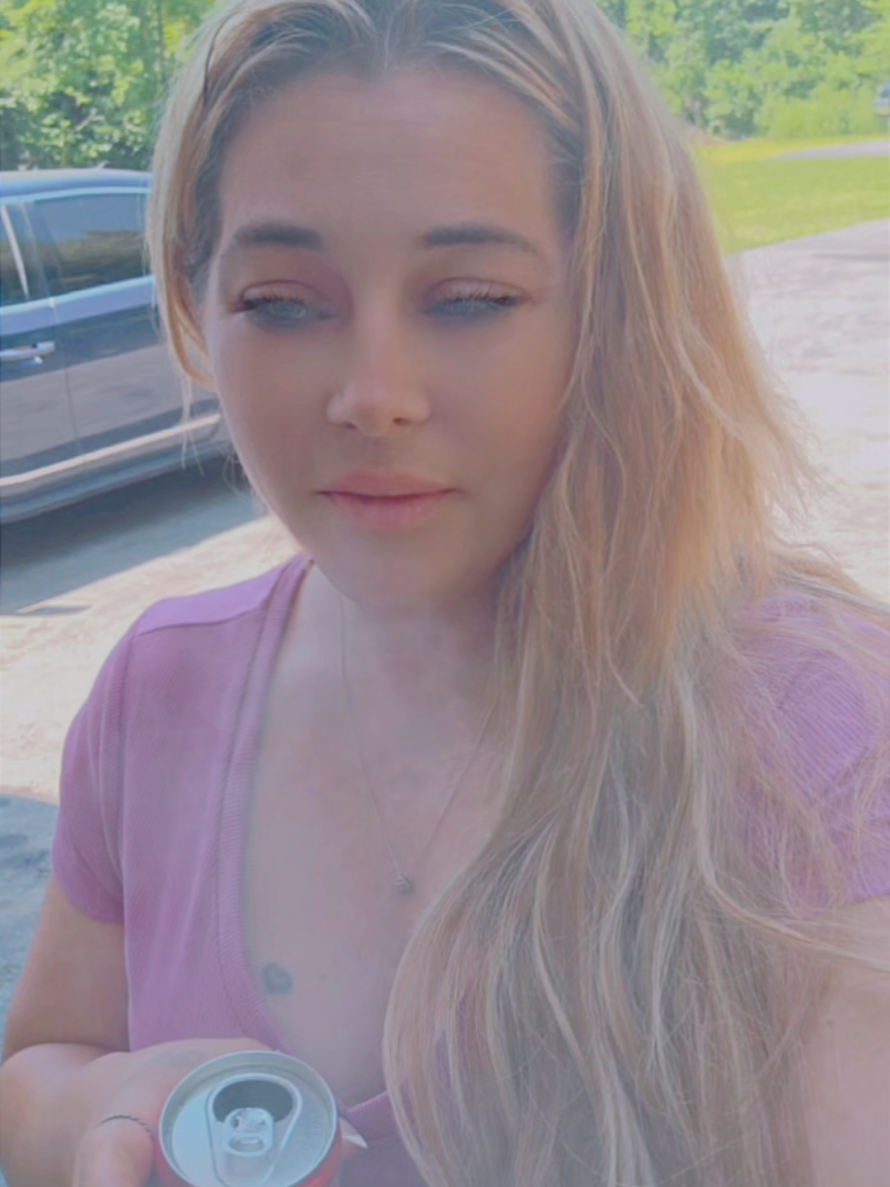 @ℂ𝕒𝕟𝕕𝕚🌻