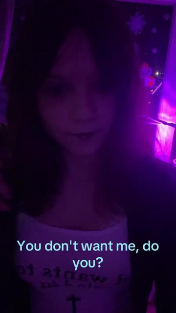@🧟&zwj;♀️
