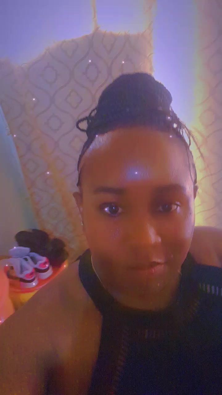 @elizachege