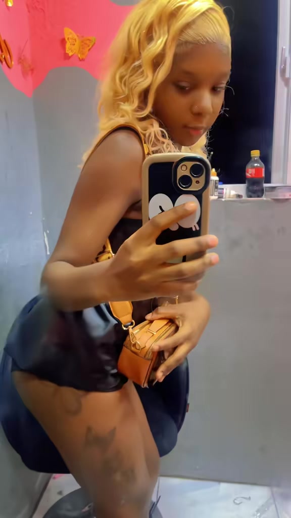 @shaniek_0