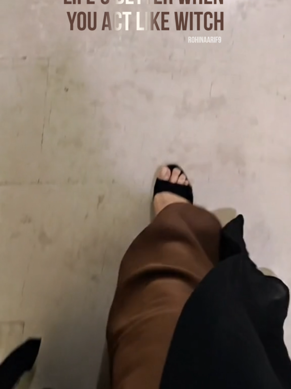 @𝑹𝒐𝒉𝒊𝒏𝒂 𝑨𝒓𝒊𝒇