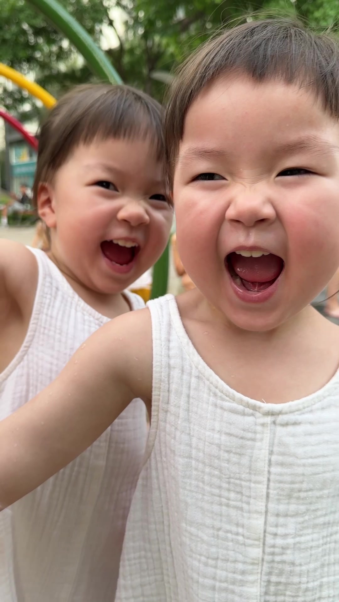 @Út Twins
