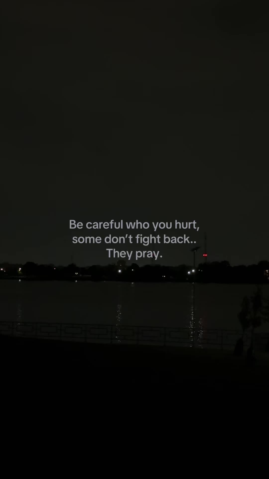 @ℒ ᥫ᭡