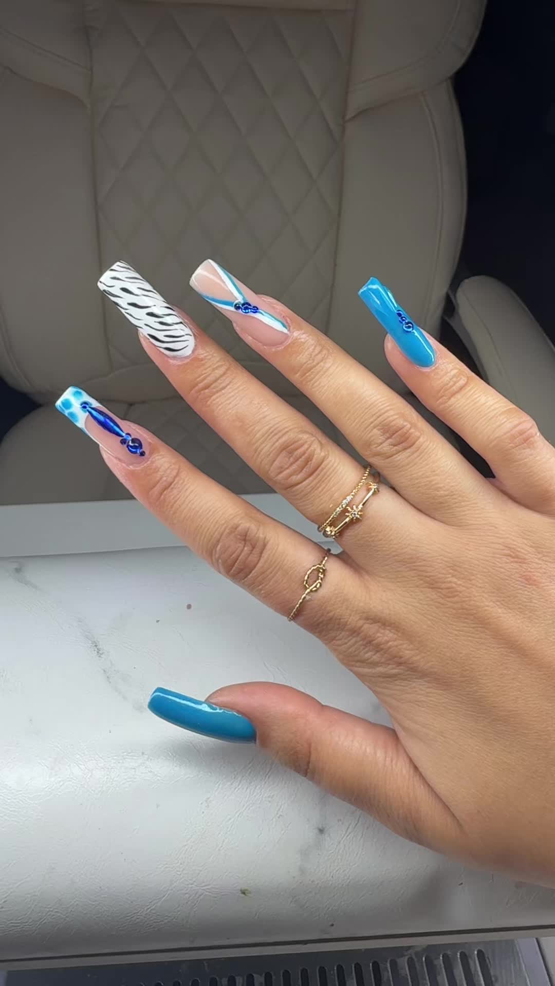 @Ina