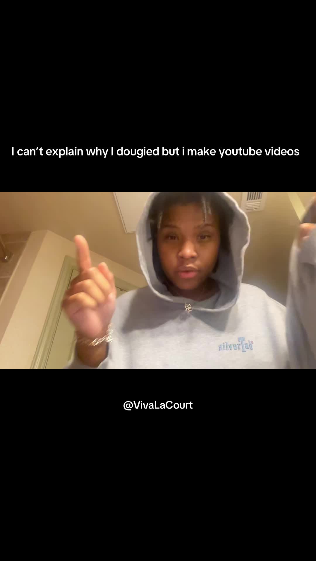 @VivaLaCourt