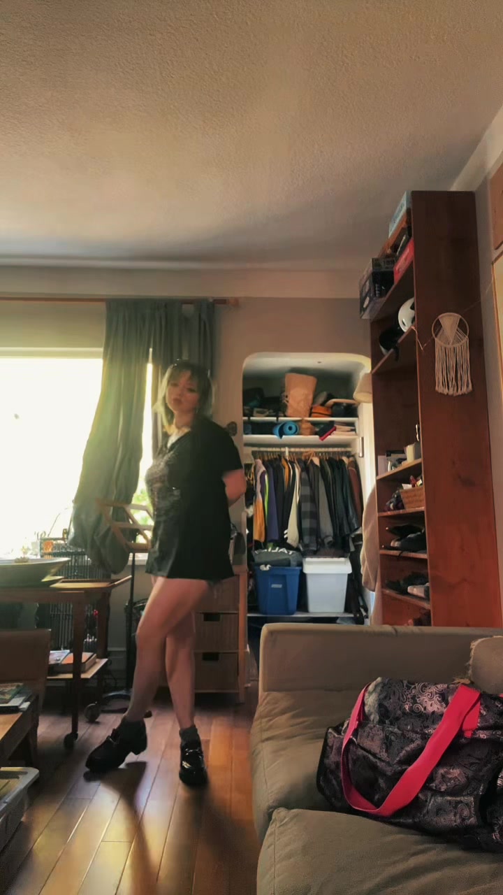 @greenishbeanish