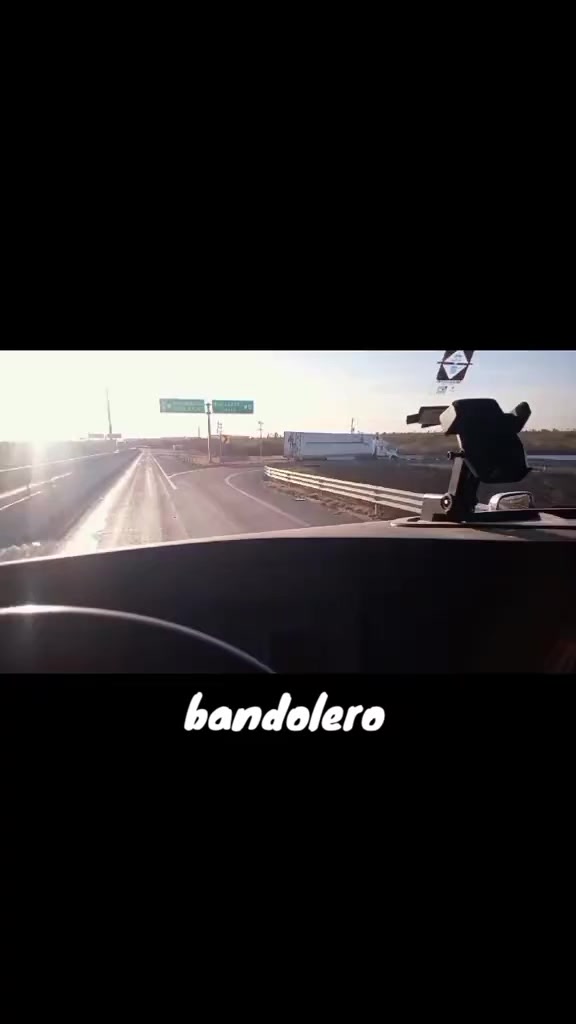 @Justin 🇲🇽🇲🇽bandolerodela57