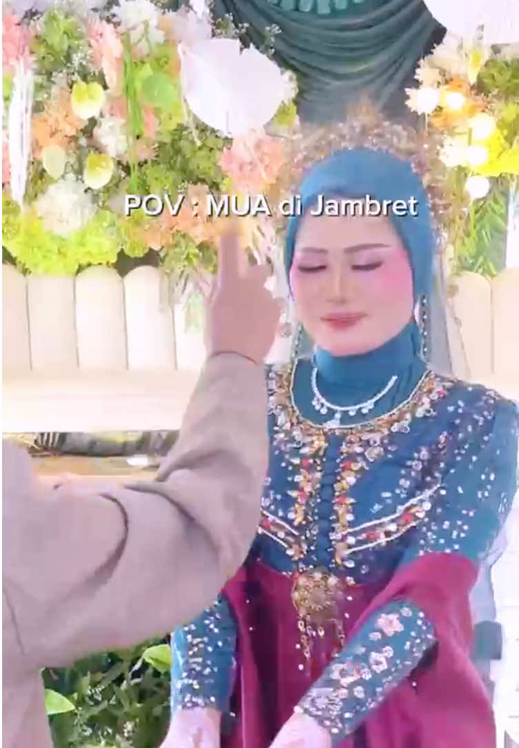 @Silvia Makeup Artist Cirebon
