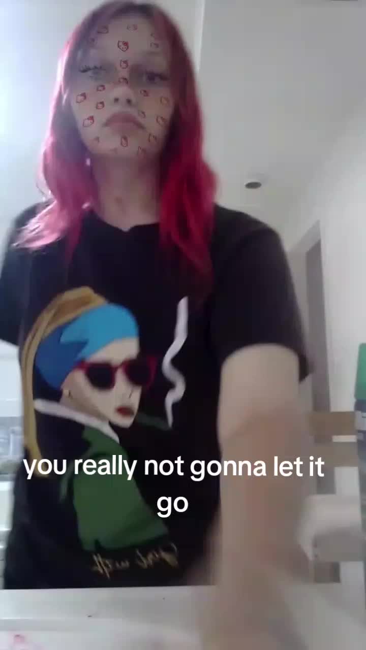 @mika 𖣂