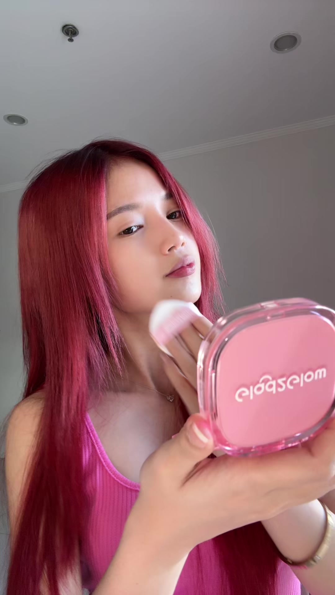 @Loushinna Lee