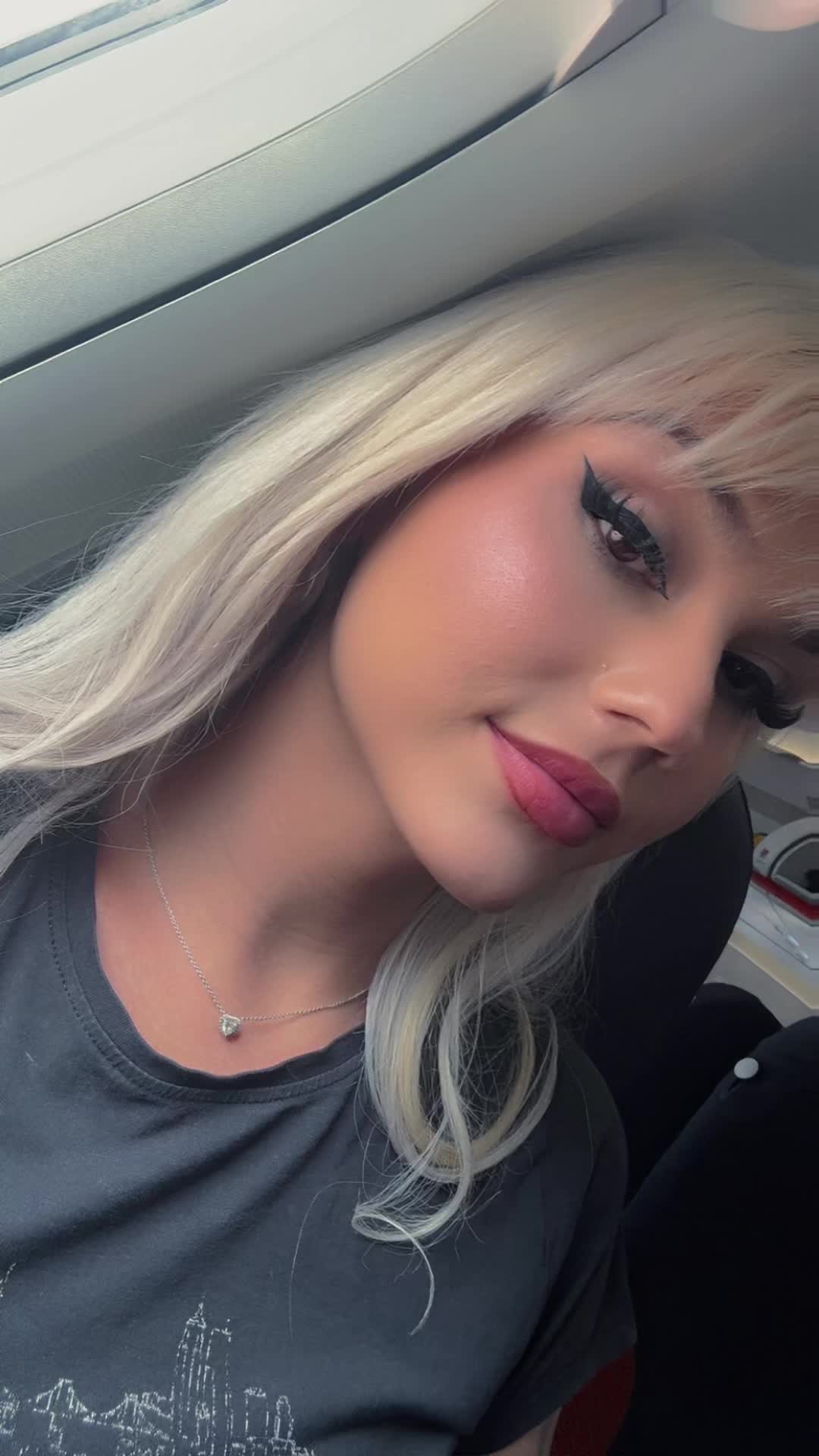 @Vitoria Pereira 🇧🇷🇫🇷