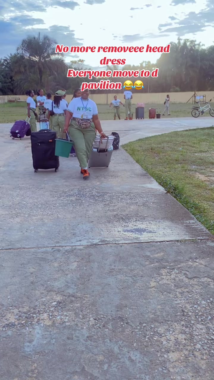 @Ğolden Ğirl🦋🌹