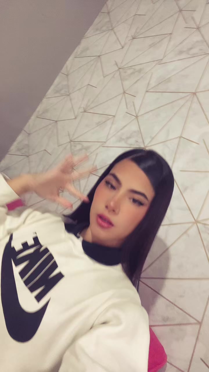 @015_camille