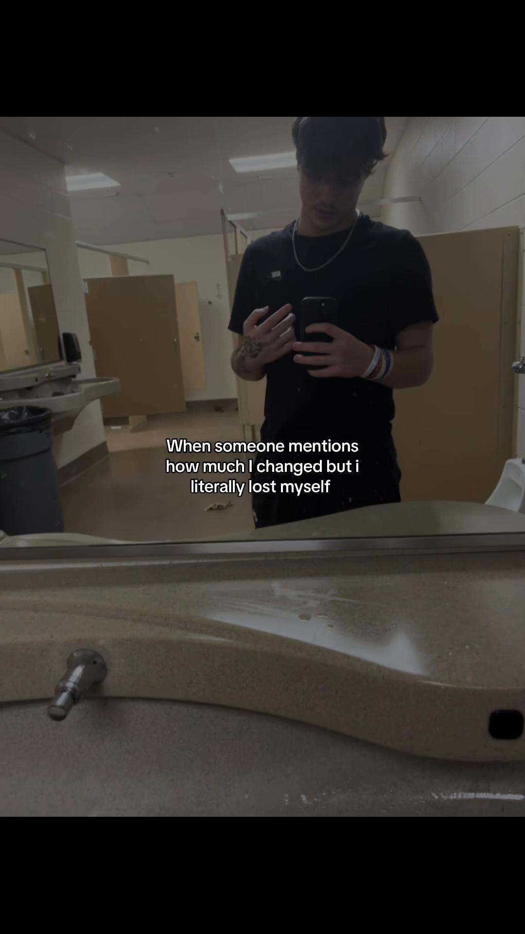 @️