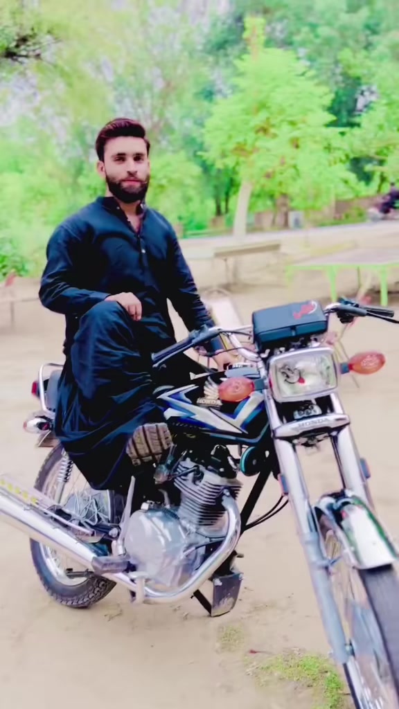 @👑Nawab Latif👑