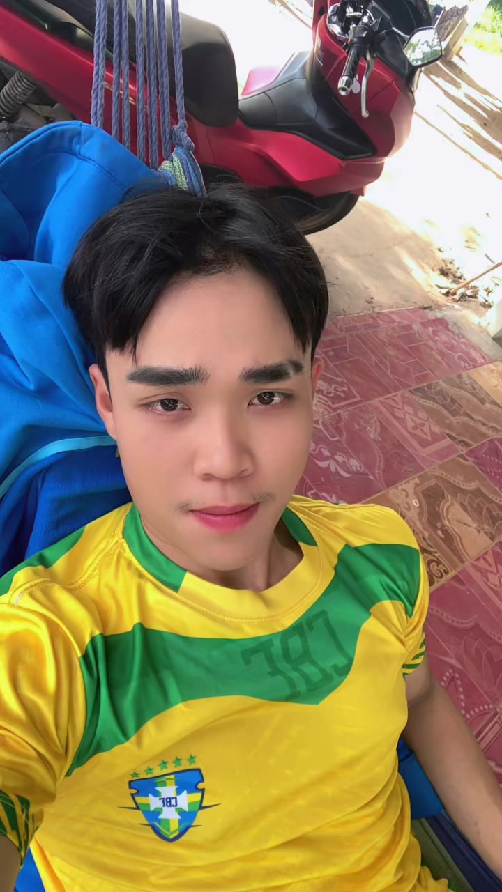 @โฟว์อาร์มครับ
