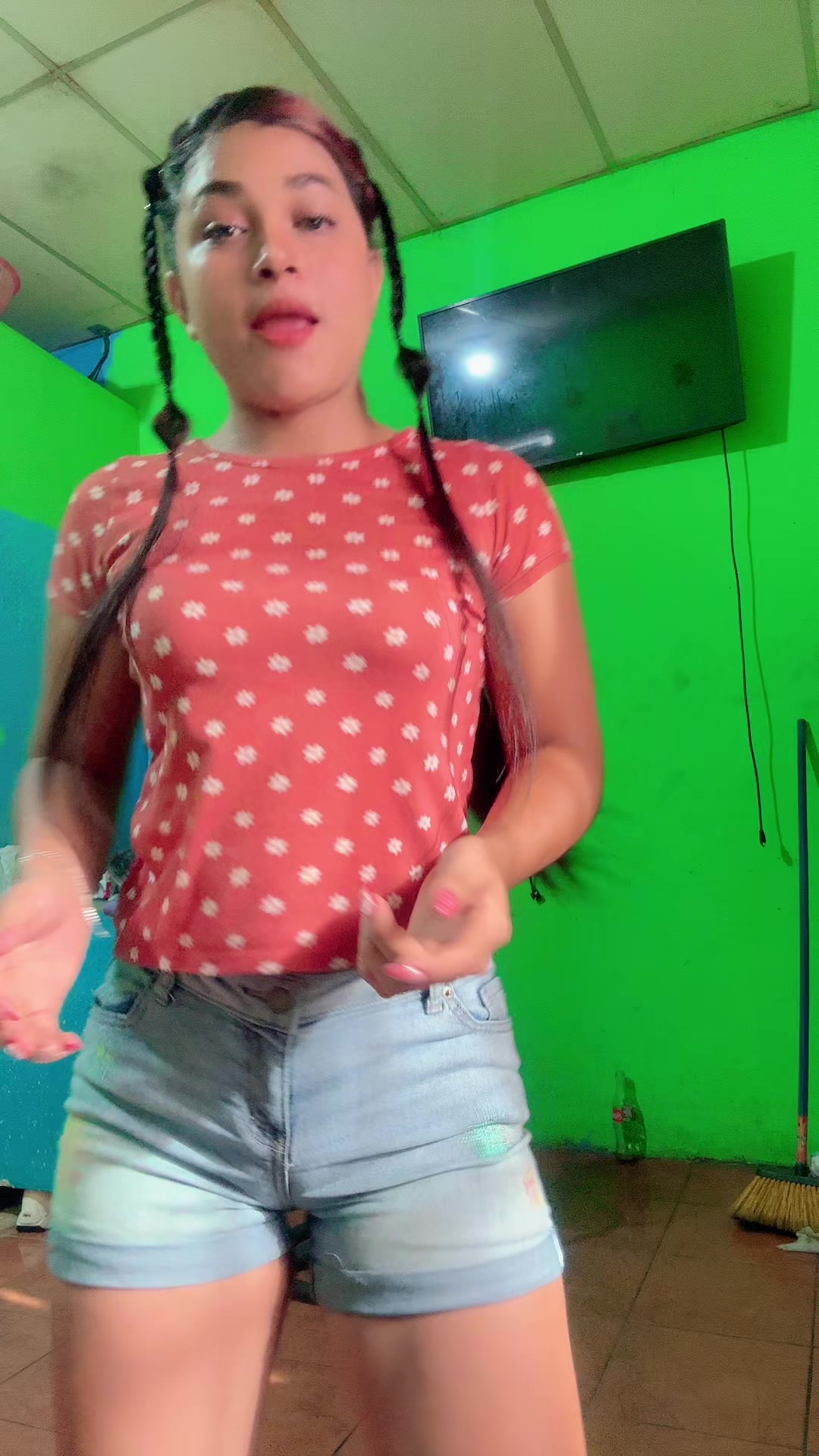 @n͎a͎i͎d͎e͎l͎i͎n͎♡