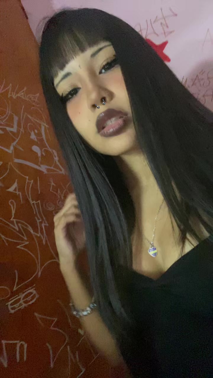 @🦦